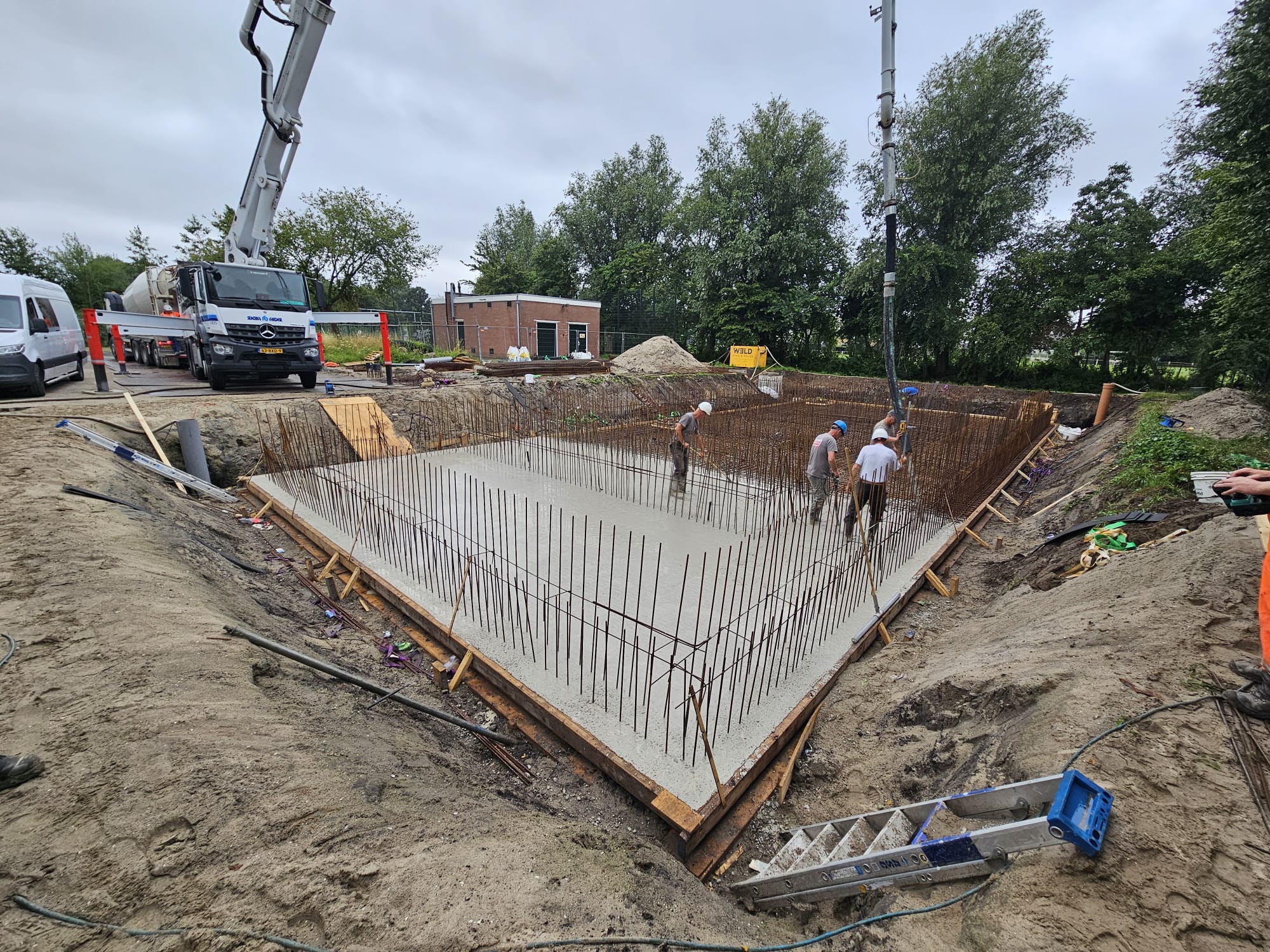 Hoogspanning station Krimpen aan den Ijssel storten