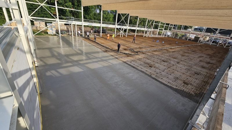 Monolietvloer Sporthal - Zevenbergen - Zwets Industrievloeren